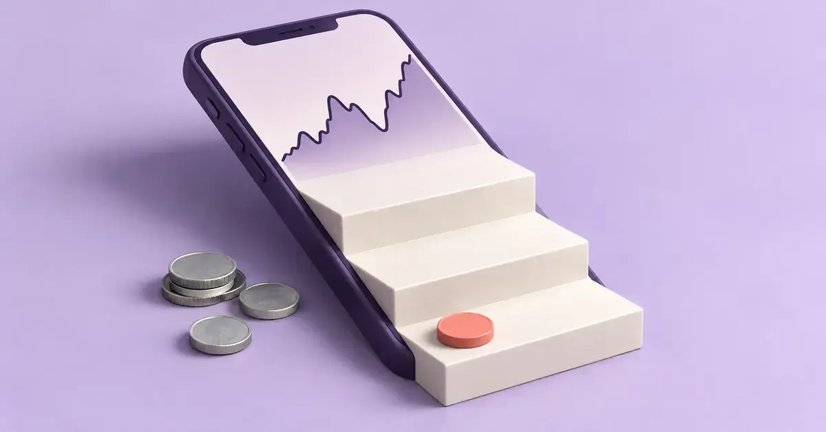 Illustrasjon av en mobiltelefon med en svingende kurskurve og tre trappetrinn, en korallfarget brikke og noen mynter som symboliserer de første stegene inn i investering.